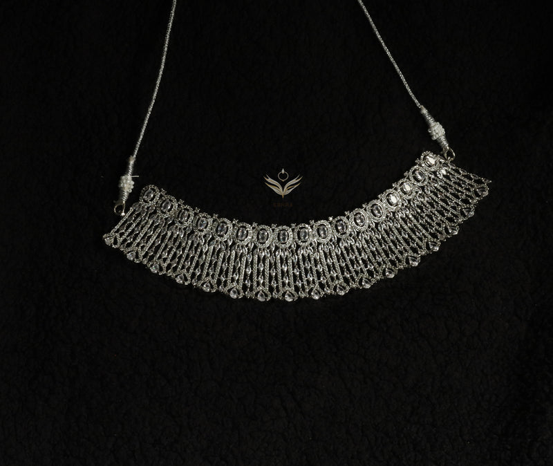 Coral cadenza white necklace set