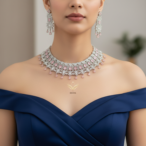 Delicate dreams necklace set