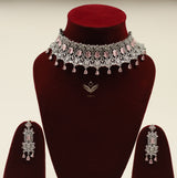 Delicate dreams necklace set