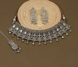 Delicate dreams white necklace set