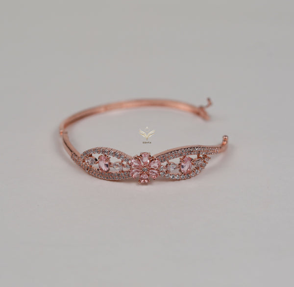 Emilys Garceful link Pink Bracelet