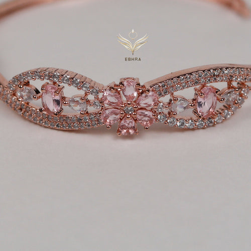 Emilys Garceful link Pink Bracelet