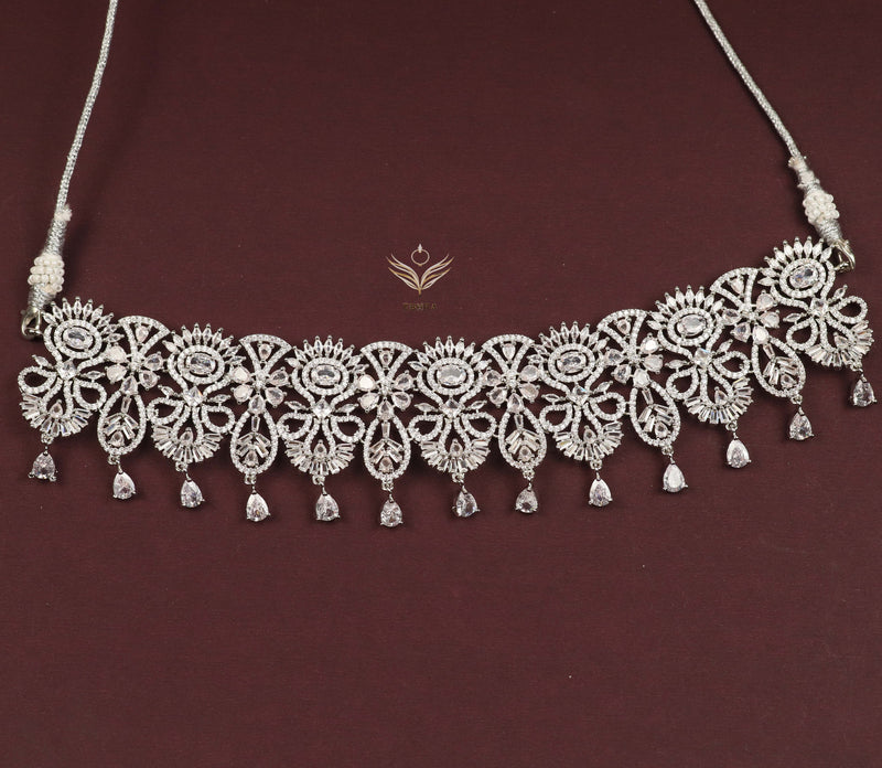Iridescent illusion necklace set