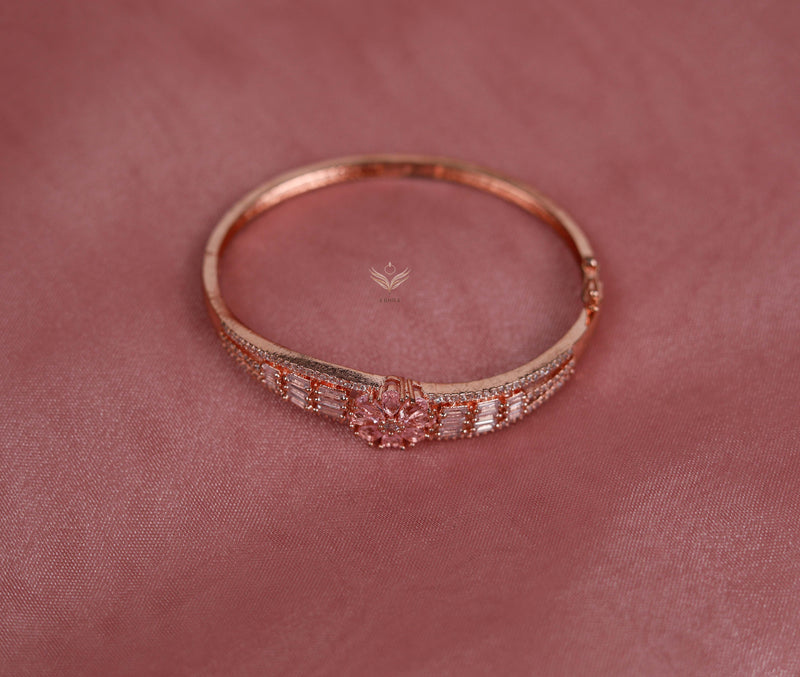 Jacksons Gentle Shine Pink Bracelet