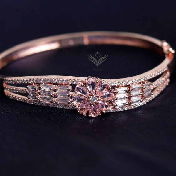 Jacksons Gentle Shine Pink Bracelet