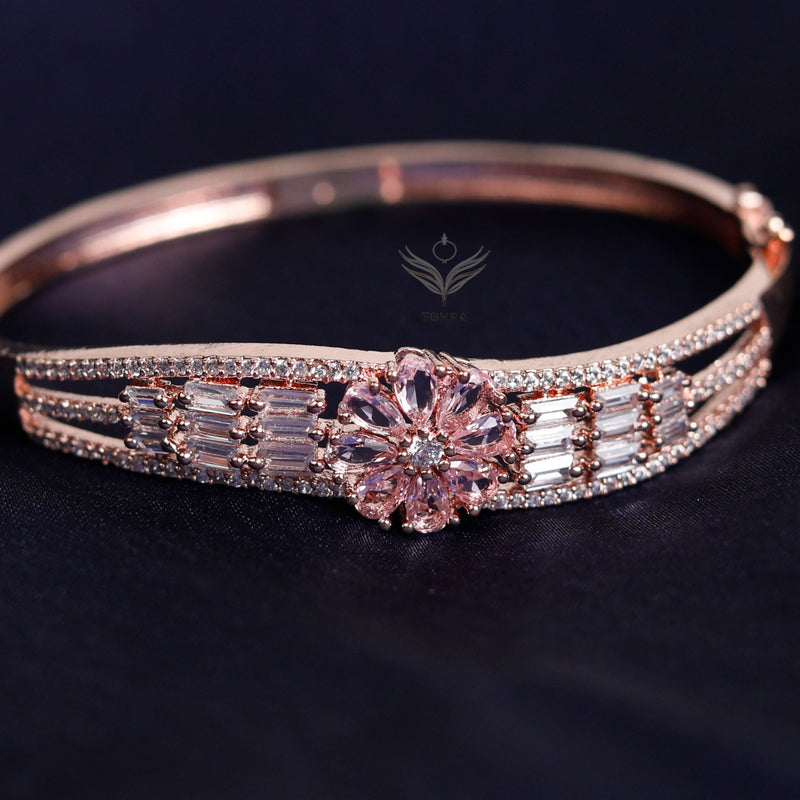 Jacksons Gentle Shine Pink Bracelet