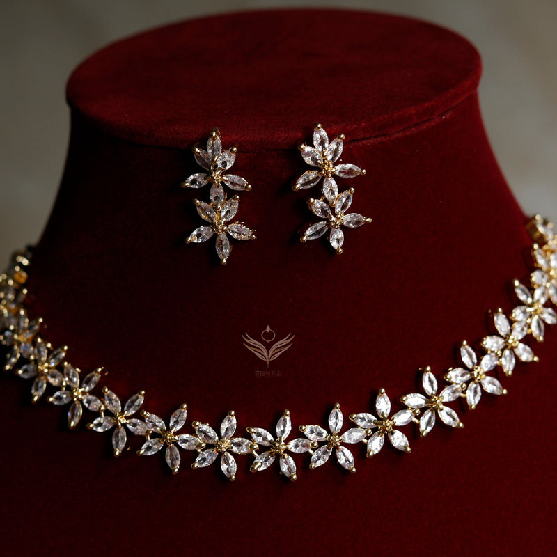 Lilac Lace Necklace Set - Gold
