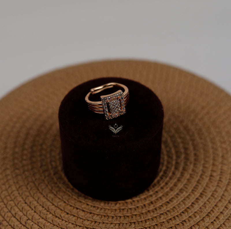 Mias True Tempo Designer Ring