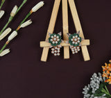 Pearl petals emerald green necklace set