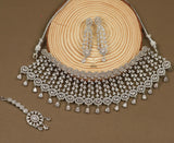 Velvet serenade white necklace set