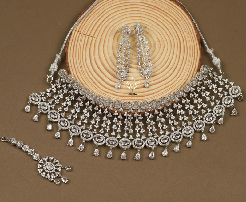 Velvet serenade white necklace set