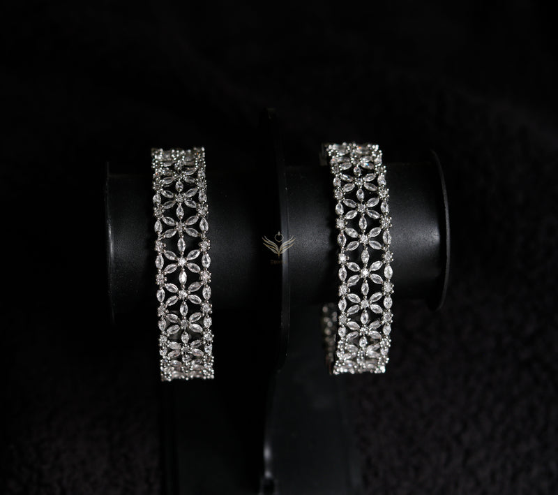 Velvet Vista Bangle