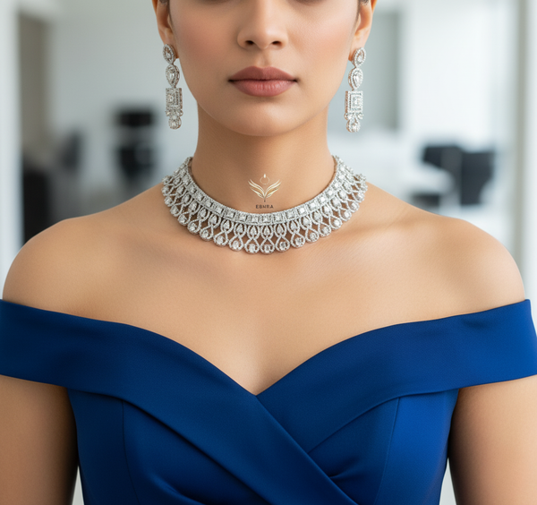Vintage valor white necklace set