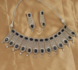 Lustrous lace necklace set